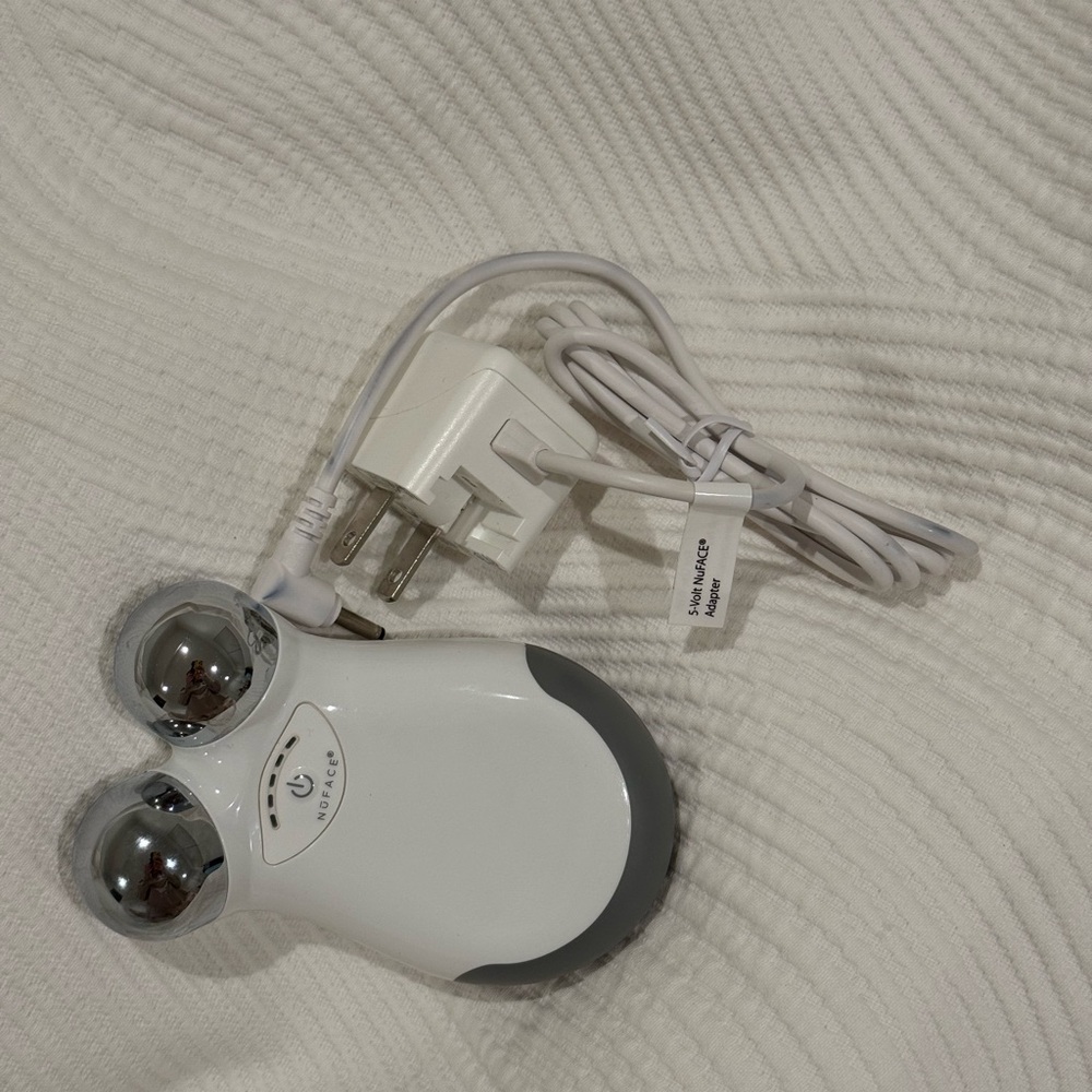 Nuface Microcurrent Facial Toning Device